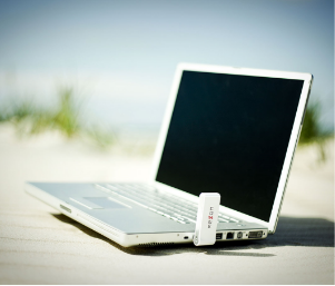 THE HOTTEST WOMAN OF THE WEEK